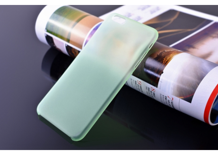 Пластиковый ультратонкий чехол для iPhone 6/6S (Салатовый)