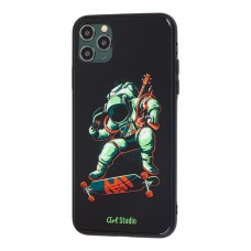 Чехол для iPhone 11 Pro Max ArtStudio CyberPunk космонавт