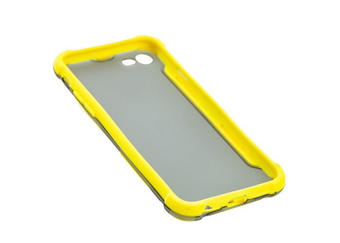 Чехол для iPhone 7 / 8 / SE 20 LikGus Armor color желтый