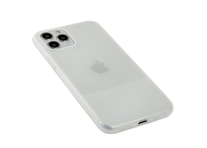 Чехол для iPhone 11 Pro Shadow Slim white smog