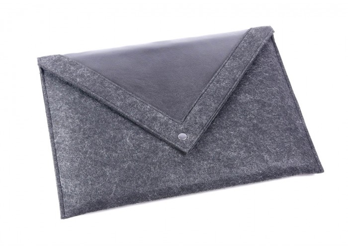 Черный чехол-конверт для Macbook Air  13,3 и Pro 13,3 с треугольной крышкой (GM23)