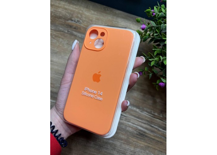 Силиконовый чехол c закрытой камерой Apple Silicone Case Papaya для iPhone 14