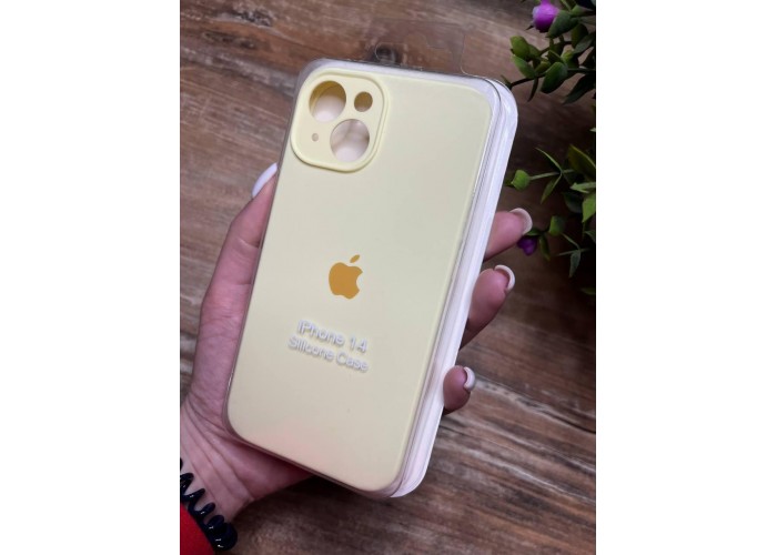 Силиконовый чехол c закрытой камерой Apple Silicone Case Mellow yellow для iPhone 14