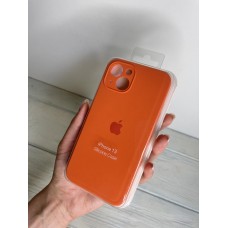 Силіконовий чохол на iPhone 13